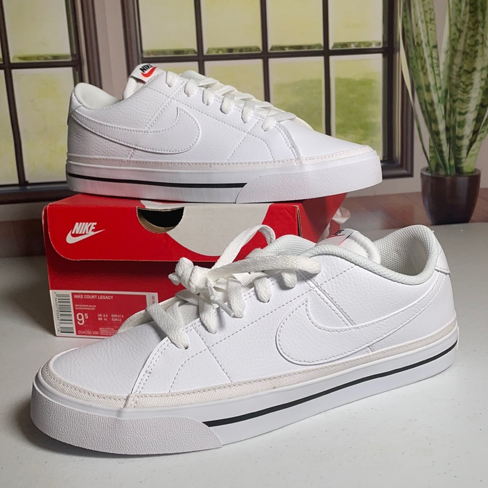 Nike Women’s Court Legacy Shoes